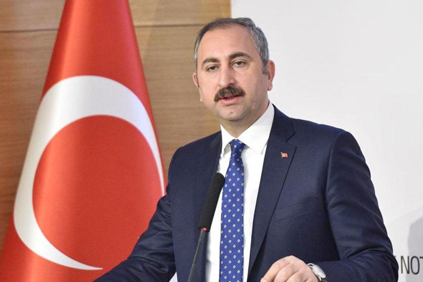 Adalet Bakanı Gül, orman yangınlarına karşı uyarıda bulundu